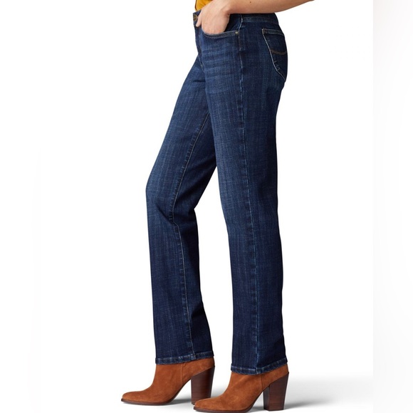 NWT Women’s Size 6 (28” X 28”) Lee Relaxed Fit Straight Leg Mid Rise Jeans Blue - Picture 2 of 13